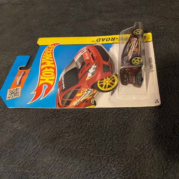 "🥦5/$25🥦" Hot Wheels ‘12 Ford Fiesta - Picture 2 of 4